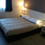 Hotel Contact Du Cerf