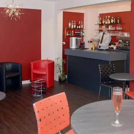 Contact Du Cerf 2* Château-Gontier