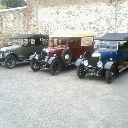 Contact Du Cerf 2* Château-Gontier