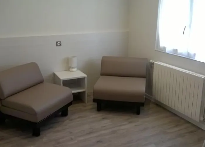 Hotel Contact Du Cerf Château-Gontier