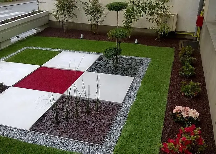 Contact Du Cerf Hotel 2*