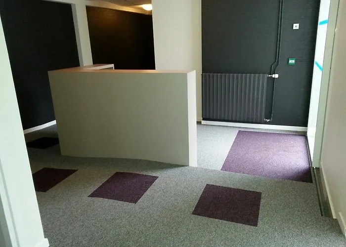 Contact Du Cerf Hotel Château-Gontier