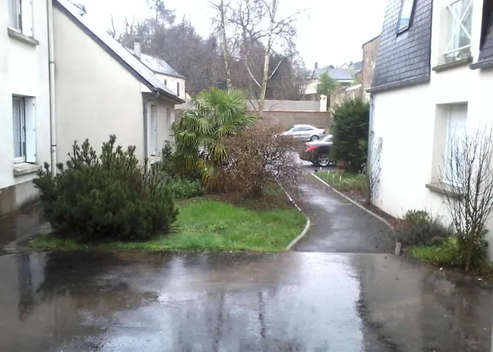 מלון Contact Du Cerf Château-Gontier