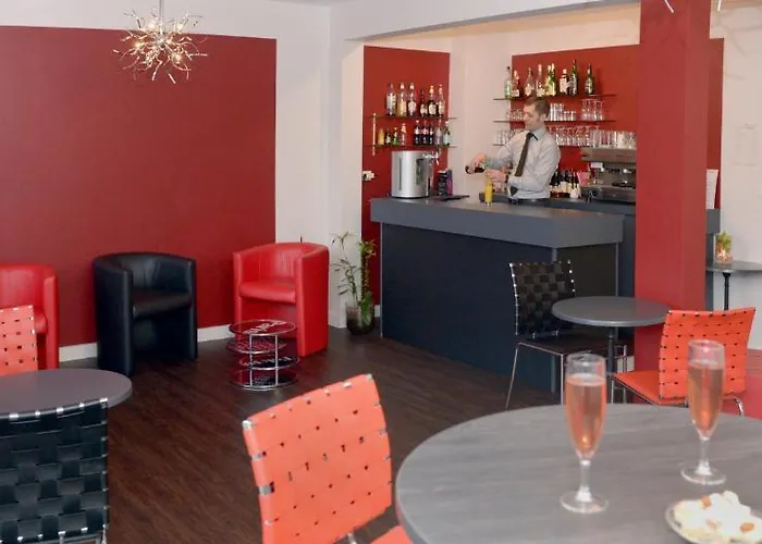 Contact Du Cerf 2* Château-Gontier