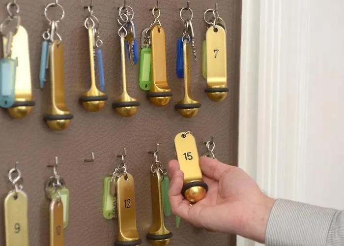 Contact Du Cerf 2* Château-Gontier