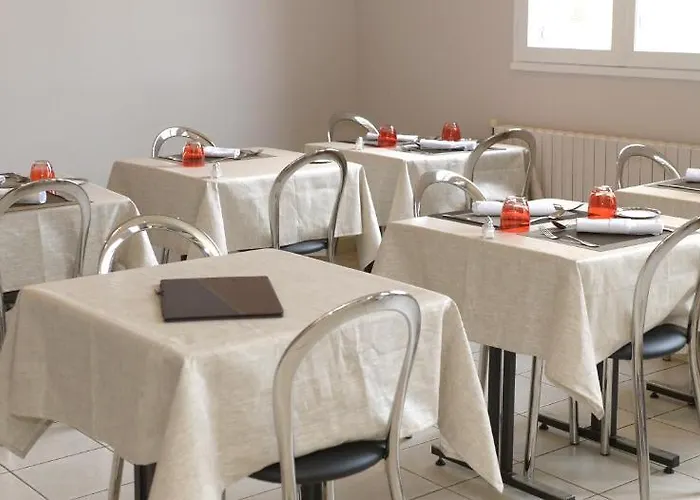 Contact Du Cerf Hotel